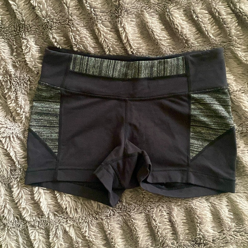 ATHLETA SHORTS